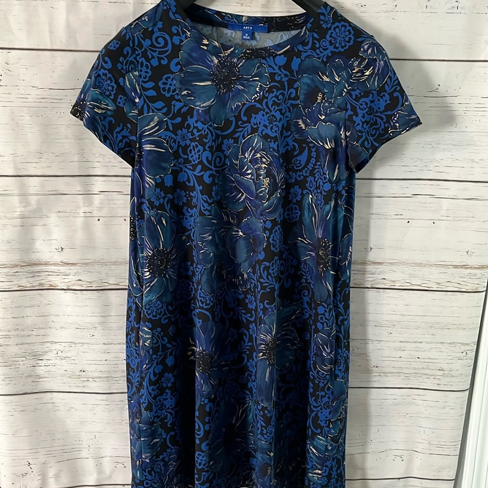 Apt. 9 lightweight dress